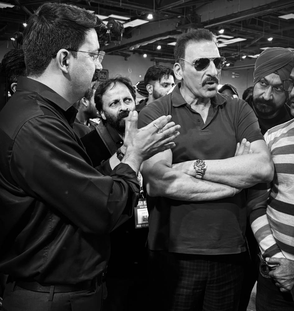 Mukesh Rishi at the zeerow stall, Film Expo India